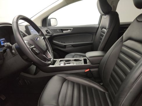 Used 2024 Ford Edge SEL image 17
