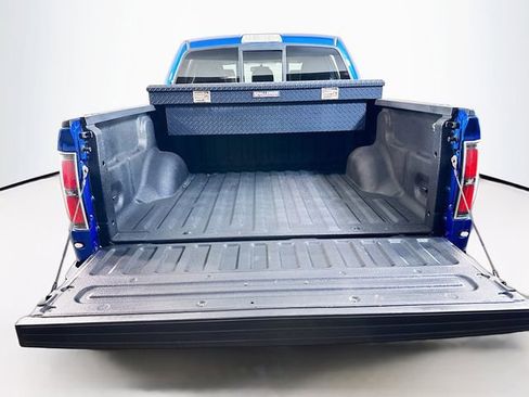 Used 2014 Ford F150 Raptor w/ Equipment Group 801A Luxury image 9