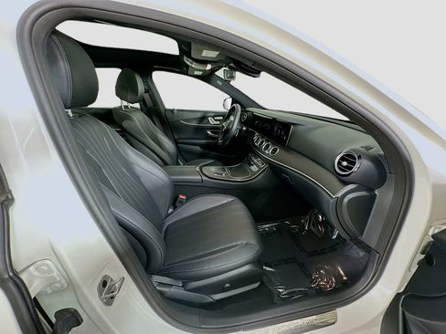 Used 2021 Mercedes-Benz E 350 Sedan image 31