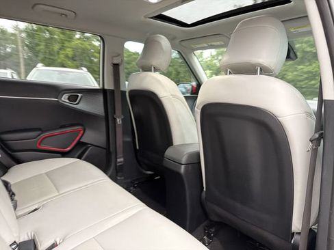 Used 2021 Kia Soul GT-Line FWD image 16