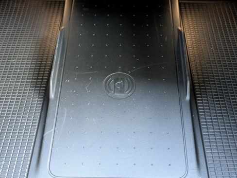 New 2026 Volvo XC40 B5 Core image 30