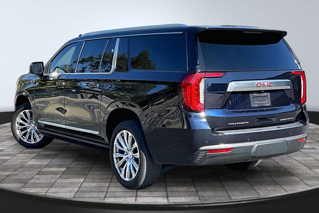 Used 2022 GMC Yukon XL Denali RWD image 22