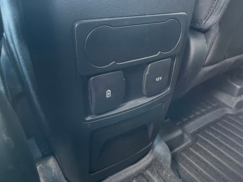 Certified 2023 Ford Explorer XLT w/ Class IV Trailer Tow Package image 11