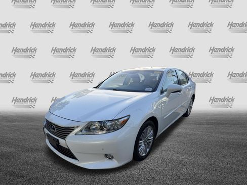 Used 2014 Lexus ES 350 w/ Luxury Package FWD image 5