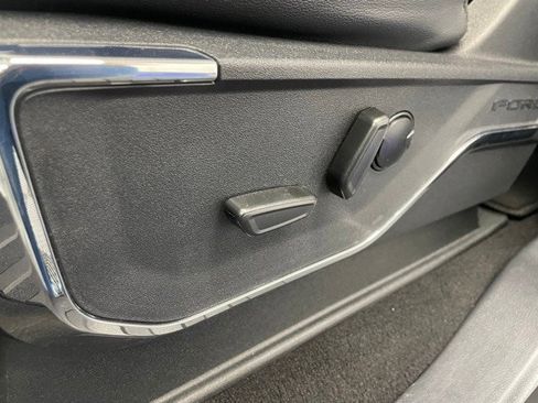 Certified 2024 Ford F250 Lariat w/ Lariat Ultimate Package image 7