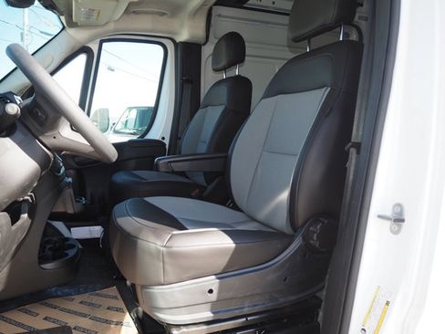 New 2025 RAM ProMaster 3500 w/ Roll-Up Rear Door Package image 14