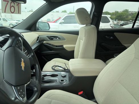 Used 2022 Chevrolet Traverse LT AWD/4WD image 7