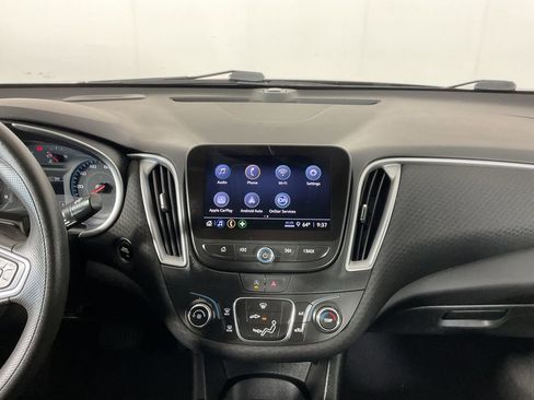 Used 2023 Chevrolet Malibu LS FWD image 13
