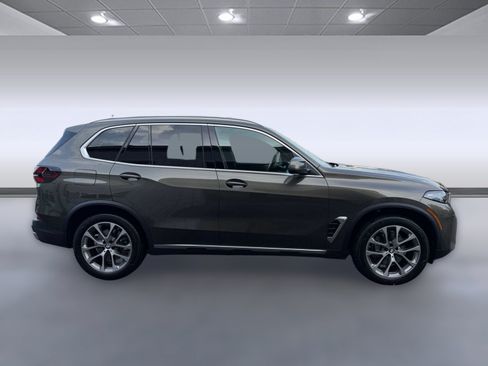 Certified 2026 BMW X5 sDrive40i RWD image 8