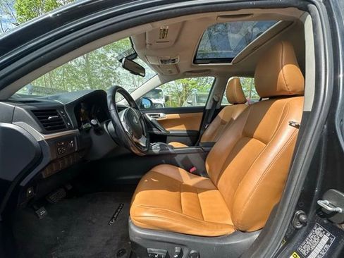 Used 2011 Lexus CT 200h Premium w/ Premium Audio Pkg image 23