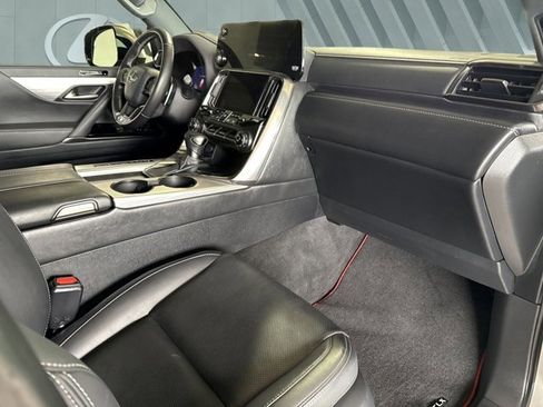 Used 2023 Lexus LX 600 F Sport image 29