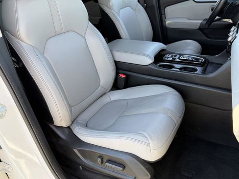 Used 2023 Honda Pilot Touring image 23