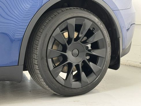 Used 2020 Tesla Model Y Long Range AWD/4WD image 46