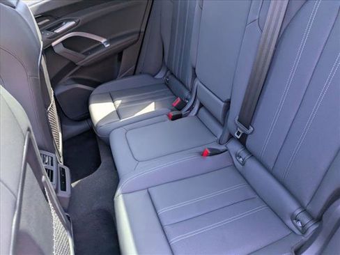 New 2025 Audi Q5 Premium Plus image 19