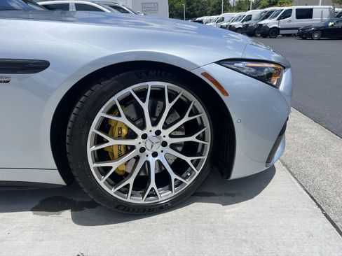 Certified 2022 Mercedes-Benz SL 63 AMG 4MATIC image 13
