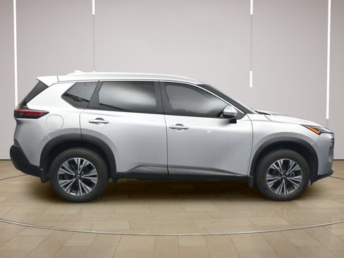 Certified 2023 Nissan Rogue SV w/ SV Premium B Package FWD image 8