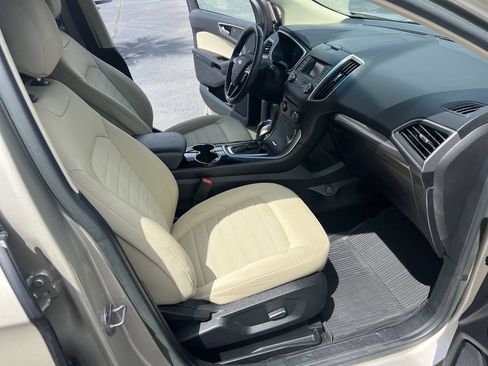 Used 2018 Ford Edge SEL AWD/4WD image 34