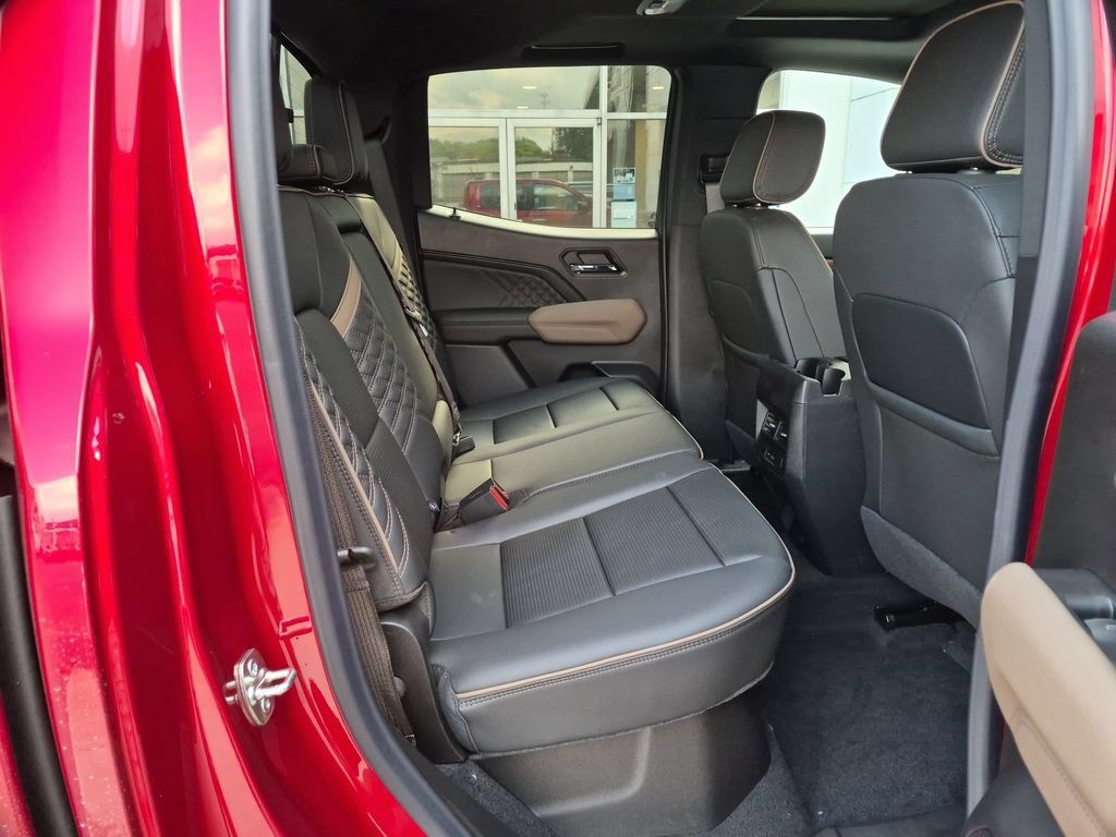 New 2026 GMC Canyon Denali AWD/4WD image 34