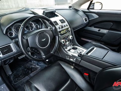 Used 2011 Aston Martin Rapide RWD image 2