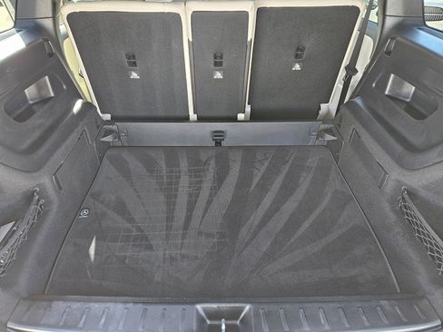 Certified 2025 Mercedes-Benz GLB 250 image 32