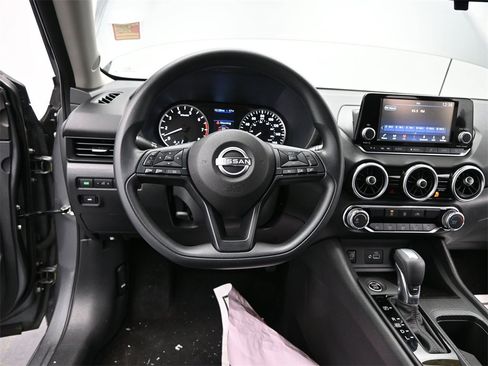 Used 2024 Nissan Sentra S image 29