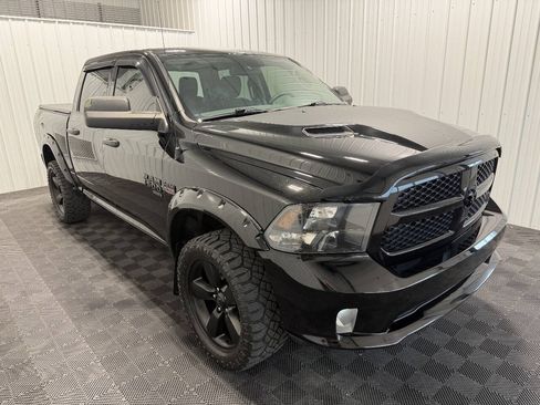 Used 2019 RAM 1500 Express w/ Wheel & Sound Group AWD/4WD image 8