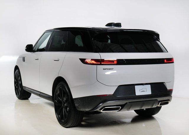 New 2026 Land Rover Range Rover Sport SE AWD/4WD image 30