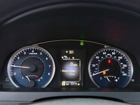 Used 2017 Toyota Camry LE image 18