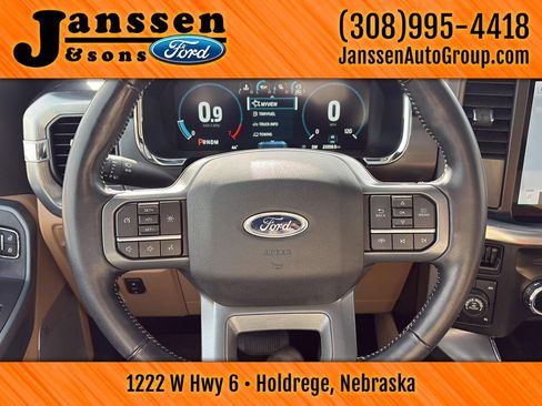 Used 2022 Ford F150 Lariat image 13