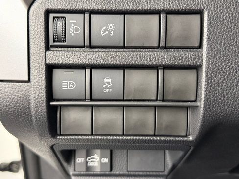 Used 2026 Toyota Tacoma SR5 AWD/4WD image 28