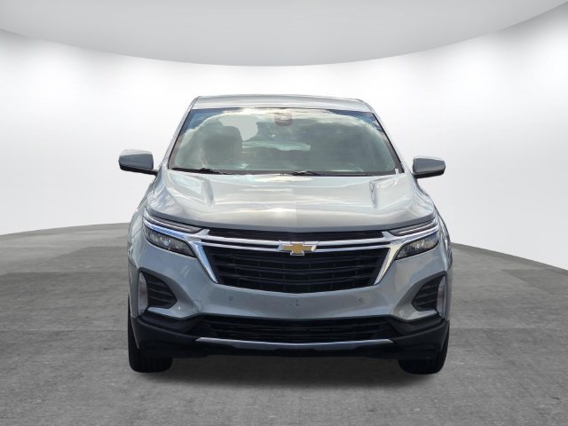 Used 2023 Chevrolet Equinox LT w/ Driver Convenience Package AWD/4WD image 2