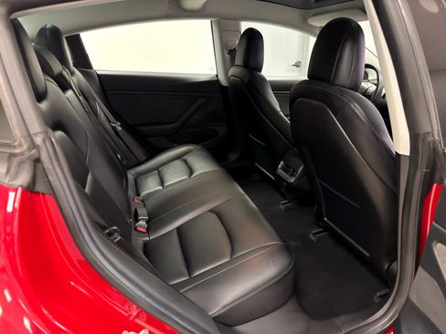 Used 2018 Tesla Model 3 Long Range image 27