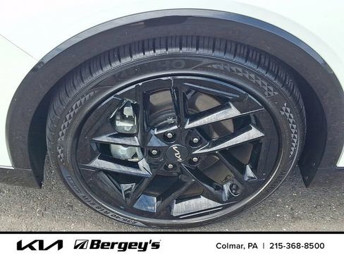 Certified 2025 Kia K4 GT-Line Turbo FWD image 10