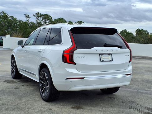 New 2026 Volvo XC90 B6 Ultra image 5