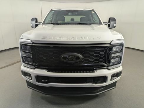 Used 2026 Ford F350 Lariat w/ Black Appearance Package AWD/4WD image 3