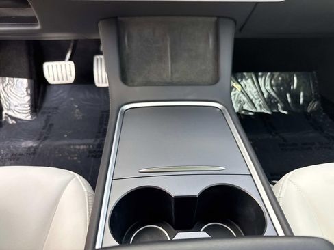 Used 2023 Tesla Model 3 Performance image 35