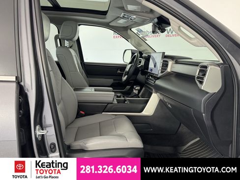 Used 2024 Toyota Tundra Limited AWD/4WD image 20