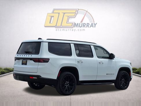 Used 2025 Jeep Wagoneer Series II w/ Convenience Group I AWD/4WD image 5