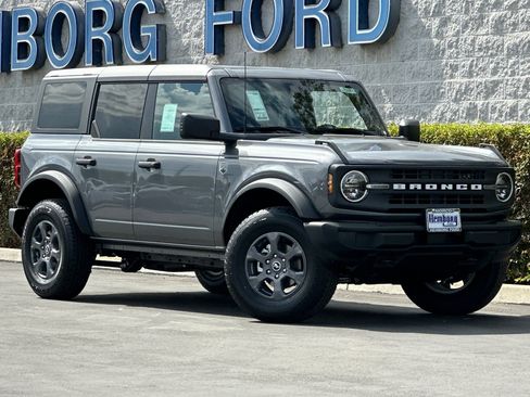 New 2025 Ford Bronco Big Bend image 2