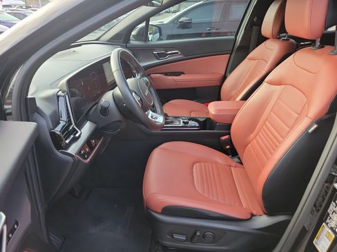 Used 2023 Kia Sportage SX image 23