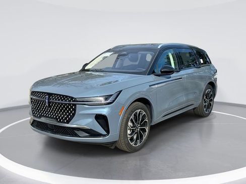 New 2026 Lincoln Nautilus Reserve image 1