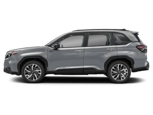 Used 2025 Subaru Forester Touring AWD/4WD image 3