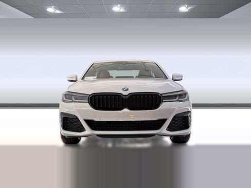 Certified 2023 BMW 530e w/ M Sport Package RWD image 5