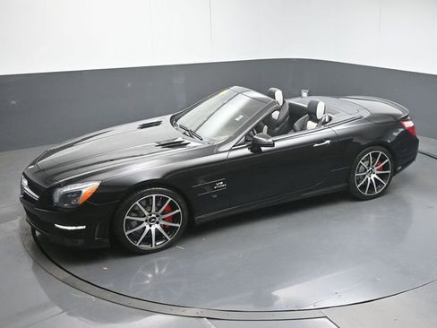 Used 2015 Mercedes-Benz SL 63 AMG image 40