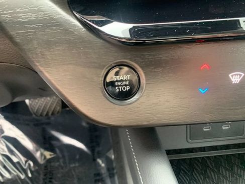 Used 2025 Nissan Murano SL AWD/4WD image 25