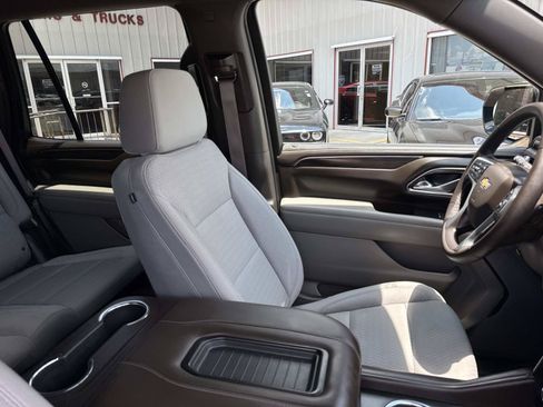 Used 2024 Chevrolet Tahoe LS w/ Driver Alert Package RWD image 10