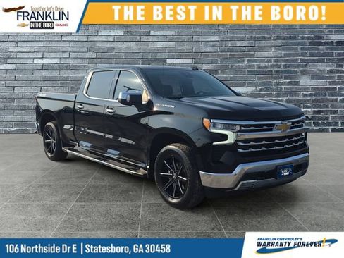 Used 2023 Chevrolet Silverado 1500 LTZ w/ LTZ Convenience Package II AWD/4WD image 8