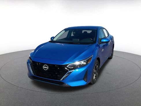Used 2025 Nissan Sentra SV FWD image 6