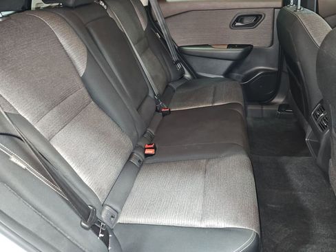 Used 2021 Nissan Rogue S image 19