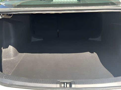Used 2024 Toyota Corolla LE FWD image 21